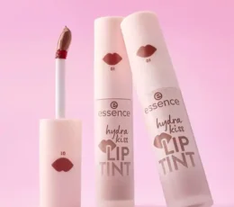 essence Hydra Kiss Lip Tint 01 Blushing Nude