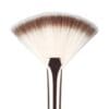 mua-highlighting-fan-brush (1)