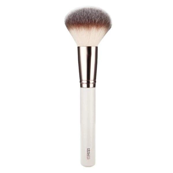mua-powder-brush